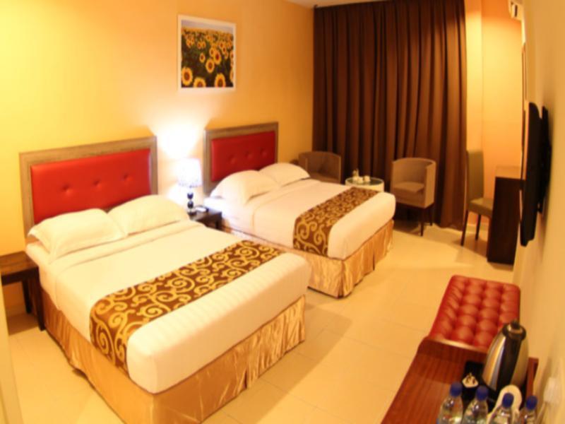 Sunflower Express Hotel Pontian Kecil Ngoại thất bức ảnh