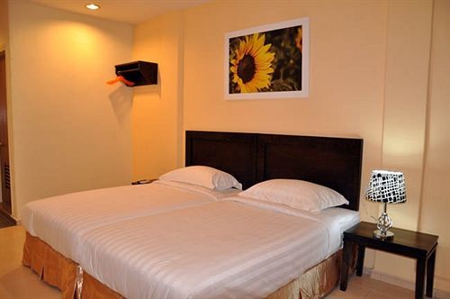 Sunflower Express Hotel Pontian Kecil Ngoại thất bức ảnh